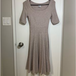 🍒5/$20🍒 H&M Beige Coloured Long-sleeved Dress